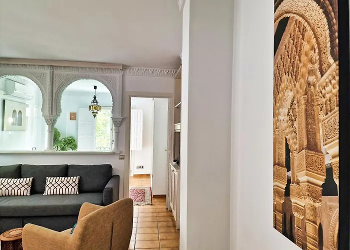 The Nasrid - Apartamento con balcón frente a la Alhambra - Vistas desde la cama